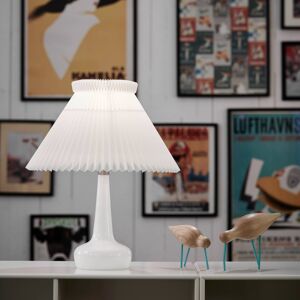 LE KLINT LE KLINT 311 stolní lampa, bílá/mosaz, výška 48cm